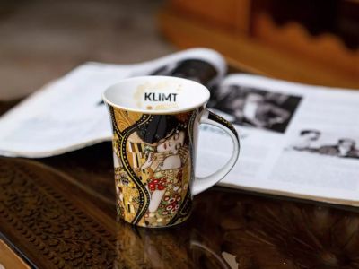 Чаша колаж от картини на Густав Климт  (качествен порцелан)
